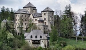 schloss_fischhorn